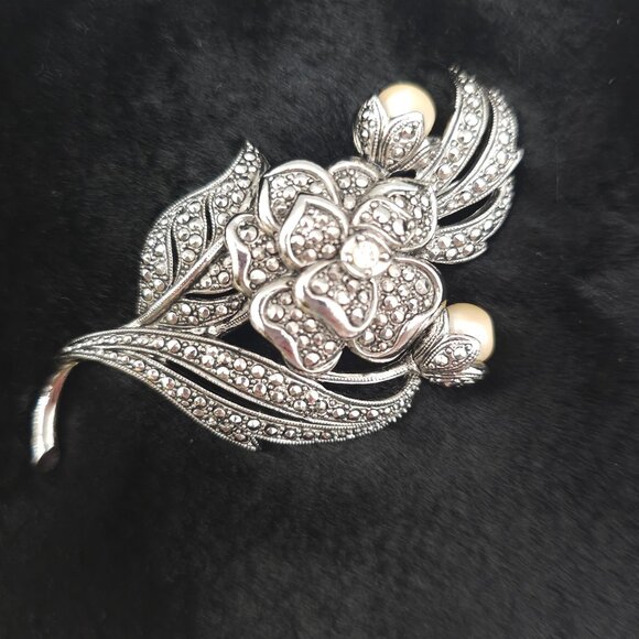 Kenneth J Lane KJL Avon 90s Flower Swirl Stmt Elegant Romantic Brooch Pin - Picture 2 of 16